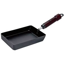 Alunimum Square Pan, For Cooking, Home, Restaurant, Feature : Attractive Design, Heat Resistance