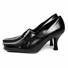 Ladies Leather Shoes, for Formal Wear, Part Wear, Feature : Attractive Design, Comfortable, Durable