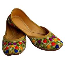 Embroidered punjabi juttis, Size : 10inch, 6inch, 7inch, 8inch, 9inch