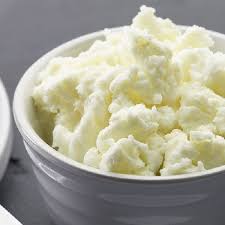 Fresh Butter, for Cooking, Restaurant, Feature : Delicious, Healthy, Non Harmful, Nutritious, Purity