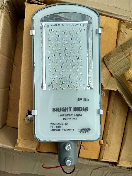 Bright India Led Street light in Lucknow, Packaging Type : Paper Box