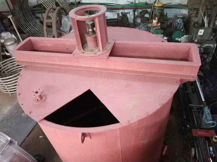 Cylinder Shape Mild Steel Reaction Vessel, for Industrial, Feature : Durable, High Quality, Rust Proof