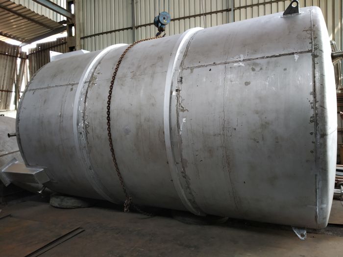 Cylinder Shape Powder Coated Stainless Steel Reaction Vessel, Feature : Anti Corrosive, Rust Proof