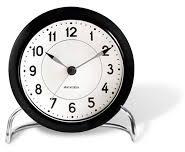 Battery Acrylic Table Clock, Style : Antique, Classy, Common, Modern