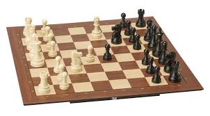 Glass Chess Board, Size : 1200mmx600mm, 1400x700mm, 1600x800mm, 1800x900mm, 2000x1000mm
