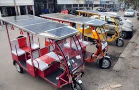 Battery Aluminium Solar E-Rickshaw, Tyre Size : 100/90-10, 90/90-12