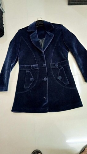Plain Velvet Blue Ladies Coat, Feature : Comfortable