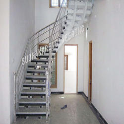 Stainless Steel Non Polished staircase, for Home, Hotel, Feature : Fine Finishing, High Strength, Premium Quality