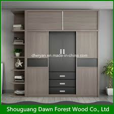 Non Polished Aluminum modern wardrobe, for Home Use, Industrial Use, Office Use, Size : 5x3Ft, 6x4ft