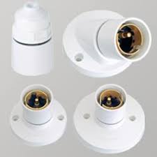 Ceramic electrical bulb holder, Puncture Voltage : 10amp, 15amp, 5amp