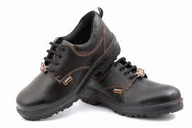 Leather PU safety shoes, for Constructional, Industrial Pupose, Packaging Type : Paper Box, Plastic Box
