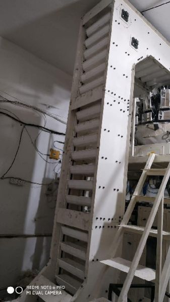 Electric Semi Automatic Bucket Elevators, Brand Name : Ufm