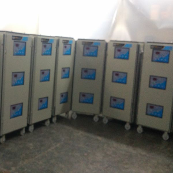 25 KVA Three Phase Servo Voltage Stabilizer