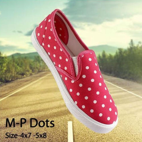 Girls P Dots Shoes, Size : 4x7-5x8