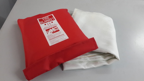 Non Flammable Red Fire Blanket