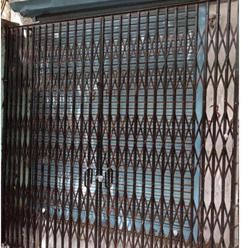 Steel collapsible gate, Width : 6 - 8 Feet