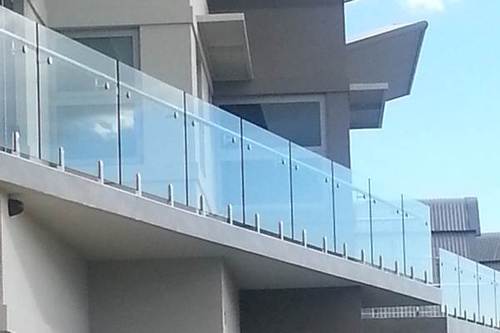 Glass balustrade, Design : Standard, Customized