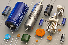 Single Capacitors, Color : black, blue