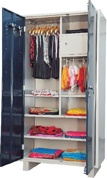 Polished Metal Stainless Steel Wardrobe, Specialities : Fine Finished