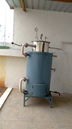 SRI AAKE Commercial Steam Boiler, Capacity : 0-500 (kg/hr)