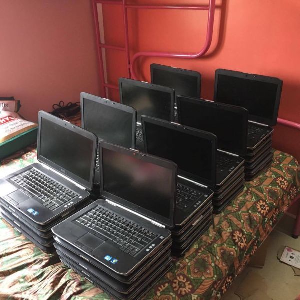 black-windows-second-hand-laptop-for-collages-institutes-offices