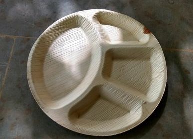 Round Areca Leaf 4 Partition Plate, for Home Kitchenware, Feature : Biodegradable, Disposable