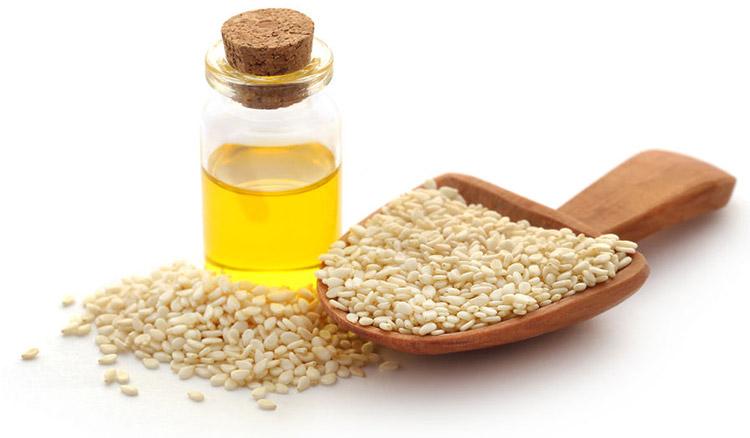 Crude Pure Sesame Oil, for Human Consumption, Packaging Type : Drum