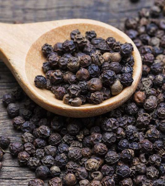 Dried Black Pepper Seeds