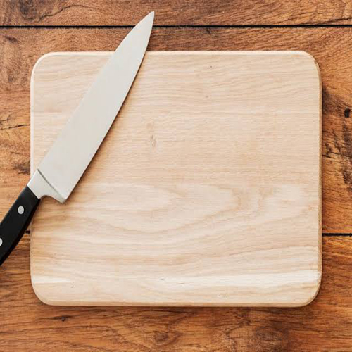 Rectangular Polished wooden chopping board, for Kitchen, Pattern : Plain