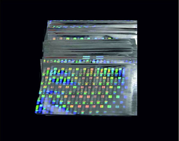 Hologram pouch