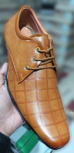 250-300gm PU Leather Formal Shoes, Outsole Material : Rubber