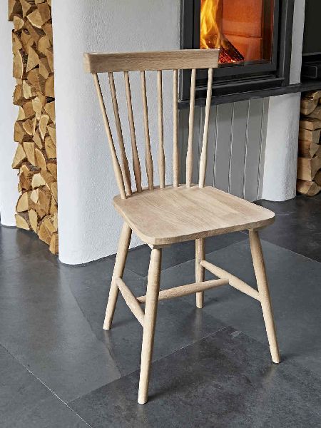 Oak Wooden Chair, for Collage, Home, Feature : Attractive Designs, Easy To Place
