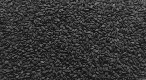 black sesame seeds