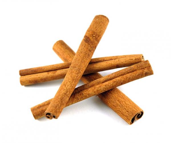 Sun Drying cinnamon sticks, Certification : FSSAI Certified