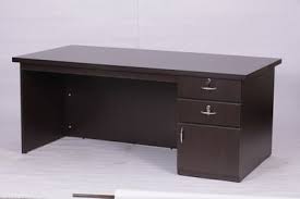 Aluminium Office Tables, Feature : Corrosion Proof, Easy To Place, Fine Finishing, Good Quality, High Strength