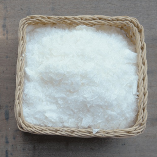 Melted Menthol Powder, Packaging Size : 40-50kg