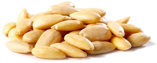  Almond, Packaging Size : 5-10 Kg