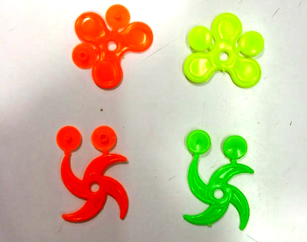 Small Plastic Spinner Toy