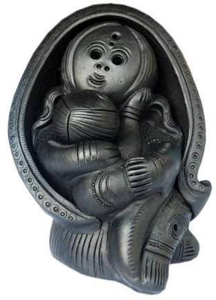 Terracotta Mother Child Statue