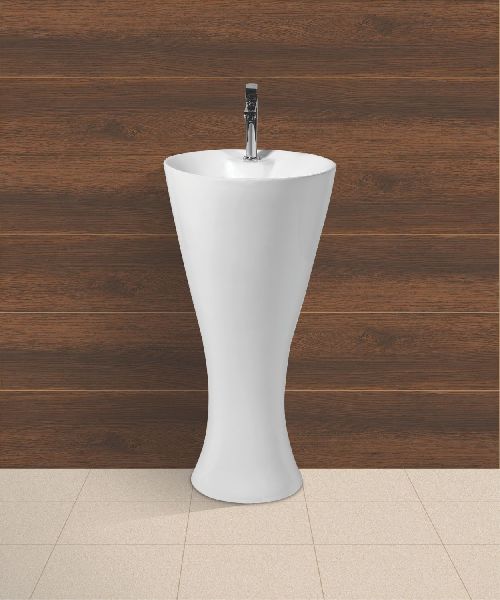 Polished Ceramic Single Piece Basin, for Home, Hotel, Restaurant, Feature : Durable, Fine Finishing