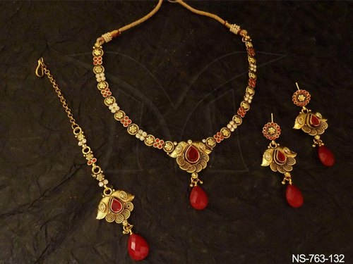 Brass Necklace Sets, Color : Golden