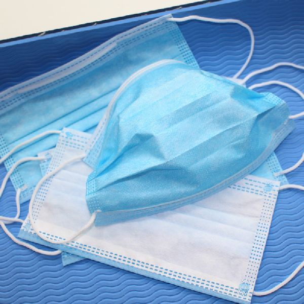 Ear Loop Disposable Face Masks Exporter, Thickness : 2-4 Mm
