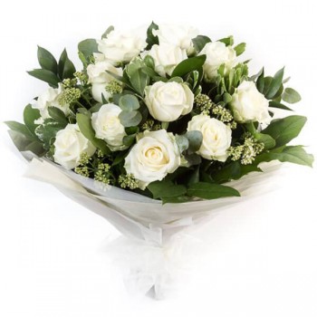 Organic White Roses, for Cosmetics, Gifting, Packaging Type : Plastic Bunch