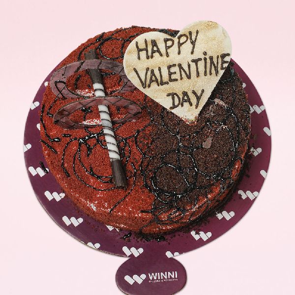 Valentine Fusion Red Velvet And Chocolate Cake