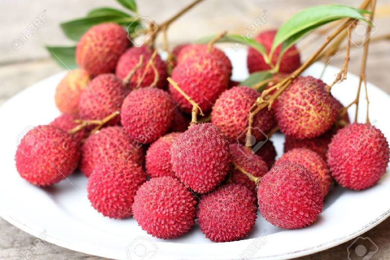 Common Fresh Litchi, for Food, Juice, Style : Canned