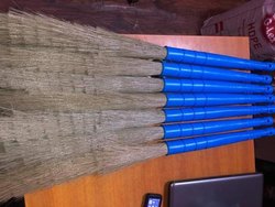 Plastic Hillson Dust Free Broom, Packaging Type : Box