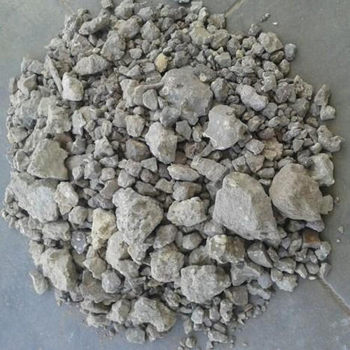 Grey Bentonite Lumps, for Construction Works, Style : Dried