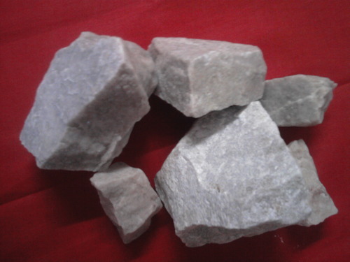 Soda Feldspar Lumps, for Cement, Ceramics, Glass, Feature : Easy To Clean, Non Slip