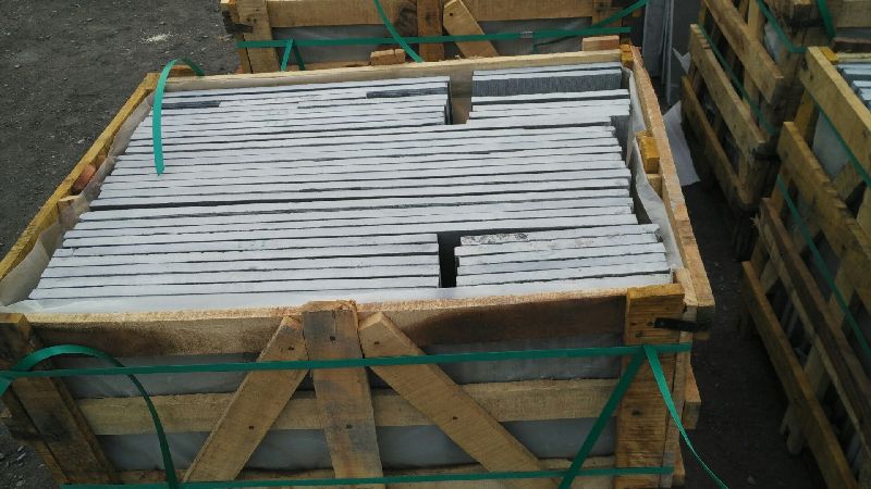 Crate Packaging Black Limestone Slabs, for Flooring, Pattern : Plain