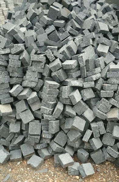 Handcut & Tumbled Cobble Black Limestone Tiles
